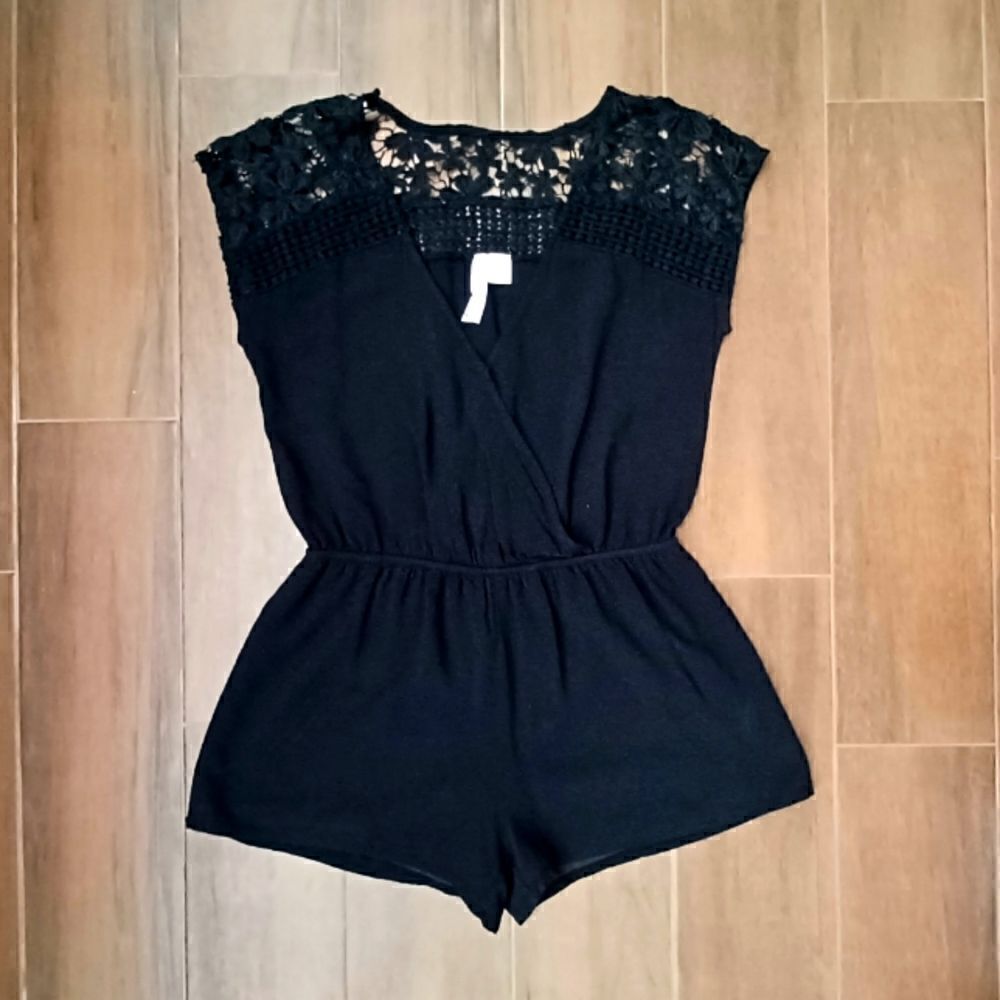 Alya black romper with lace and lined shorts
